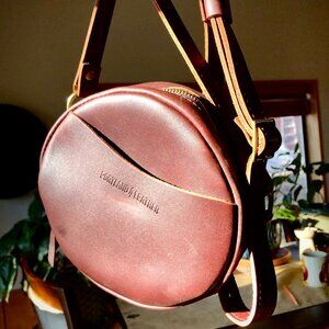 Portland Leather CIRCLE CROSSBODY Cognac